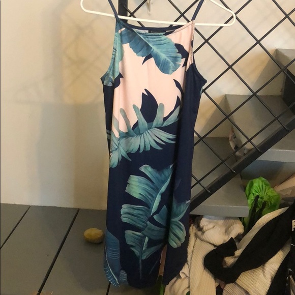 Women’s Hawaiian dress - Picture 1 of 1